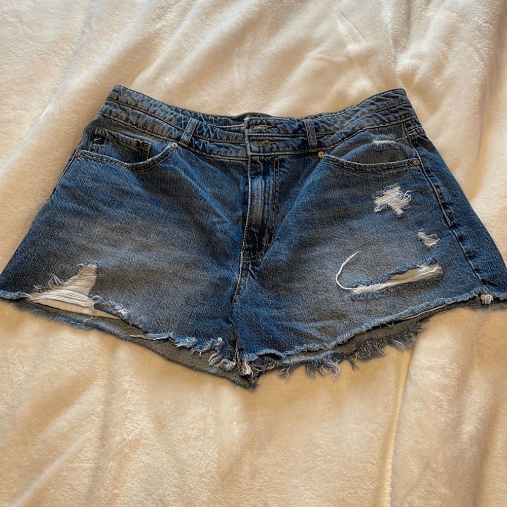 Kancan size 13/30 Jean shorts